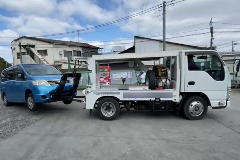 2t車両廃車の引き取り業務