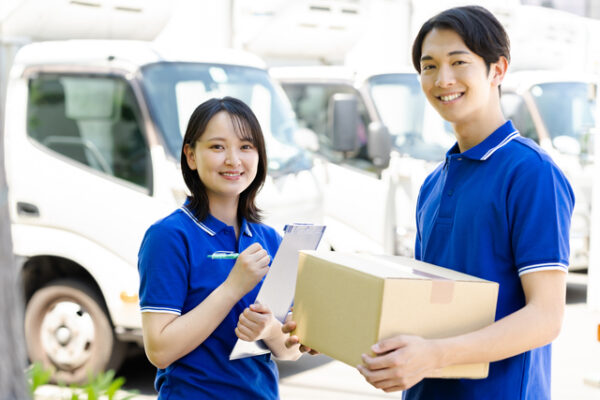 2t箱ロング車両（夜勤）週刊誌などの配送