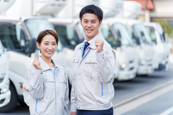 ２t箱車両店舗へのパン配送3月上旬スタート