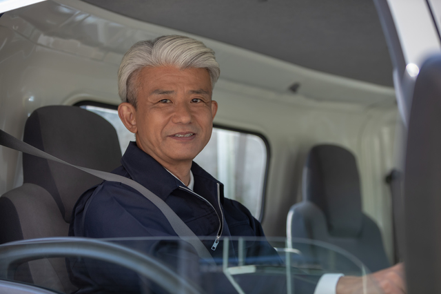 スポット(1日のみ等)60代ドライバーマイクロバス送迎