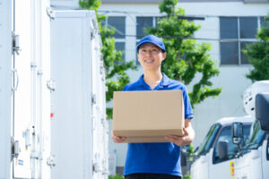 3t箱車両ドライ食品のコンビニ配送