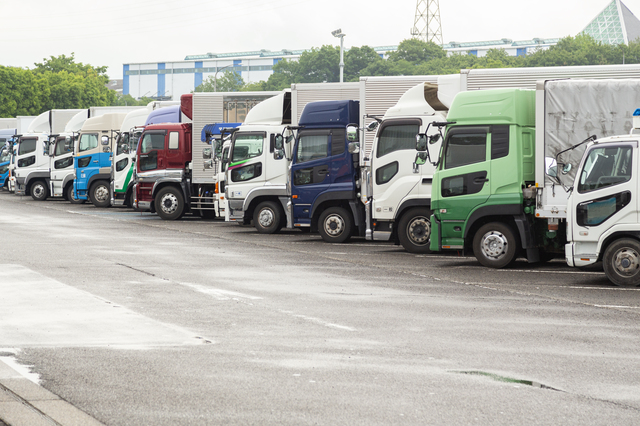 大型以下車両自走による陸送ドライバー（堺出勤）