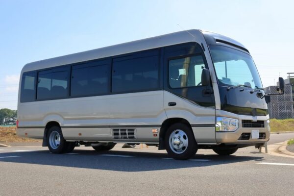 マイクロバス車両従業員の送迎ドライバー